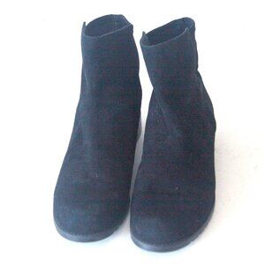 Size 9.5 - STUART WEITZMAN Women's Black Suede Ankle Boots